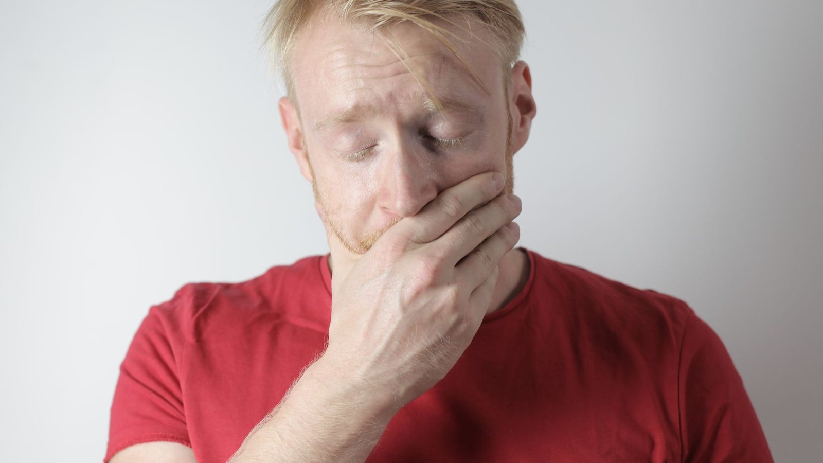 Burn-out émotionnel : reconnaître l&rsquo;épuisement intérieur et demander de l&rsquo;aide au bon moment