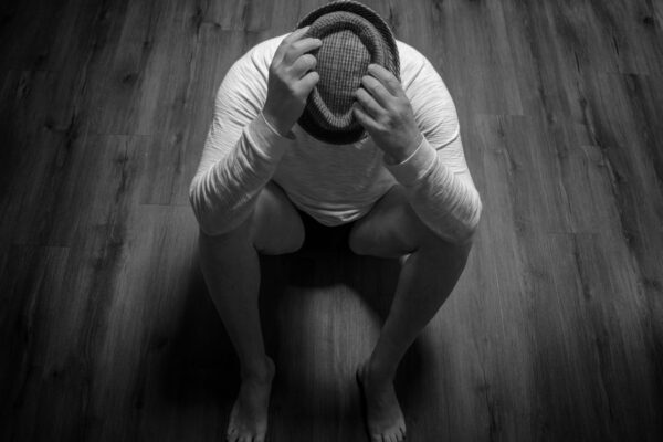 Dysphorie sensible au rejet : comprendre cette réaction émotionnelle sans se diagnostiquer