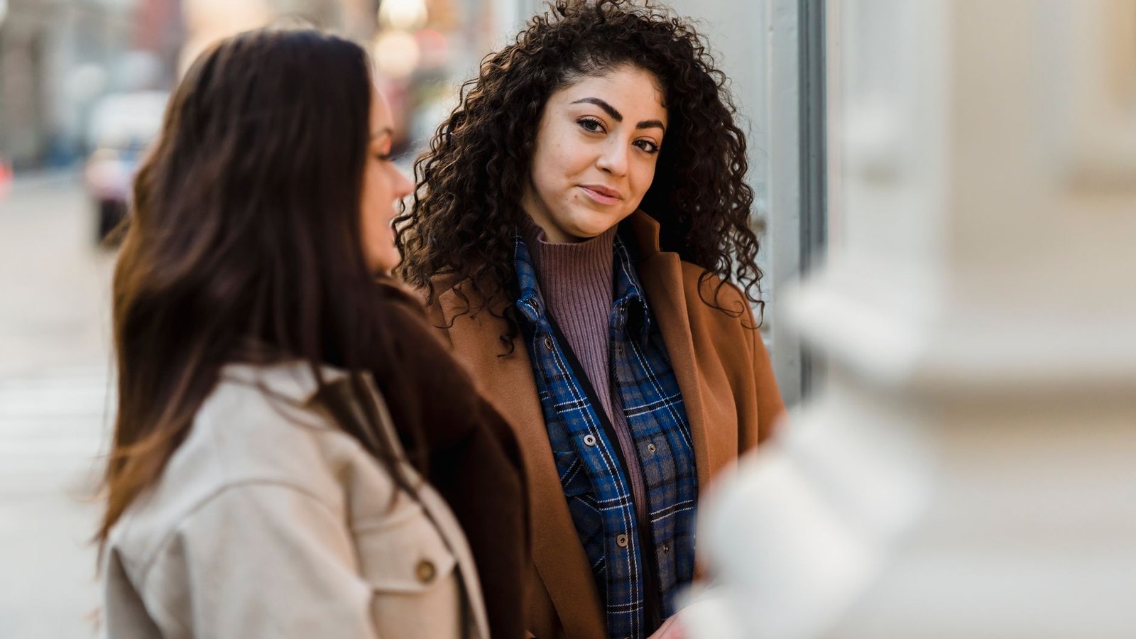 Comment se protéger des personnes jalouses sans vivre sur la défensive