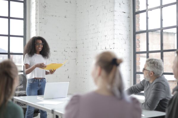 10 phrases que les gens qui ont confiance en eux n&rsquo;utilisent jamais