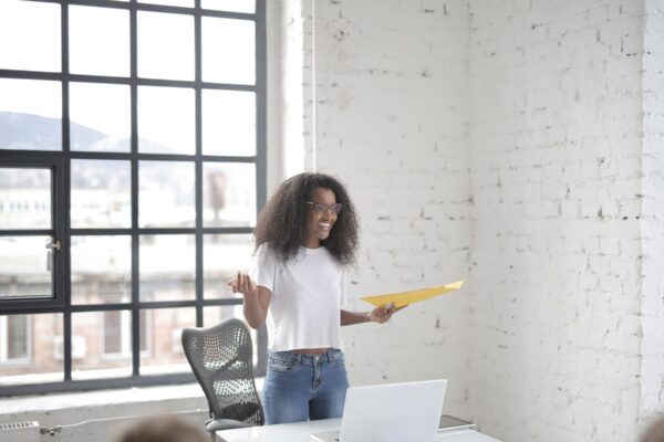 Confiance en soi au travail : le guide complet pour la (re)construire