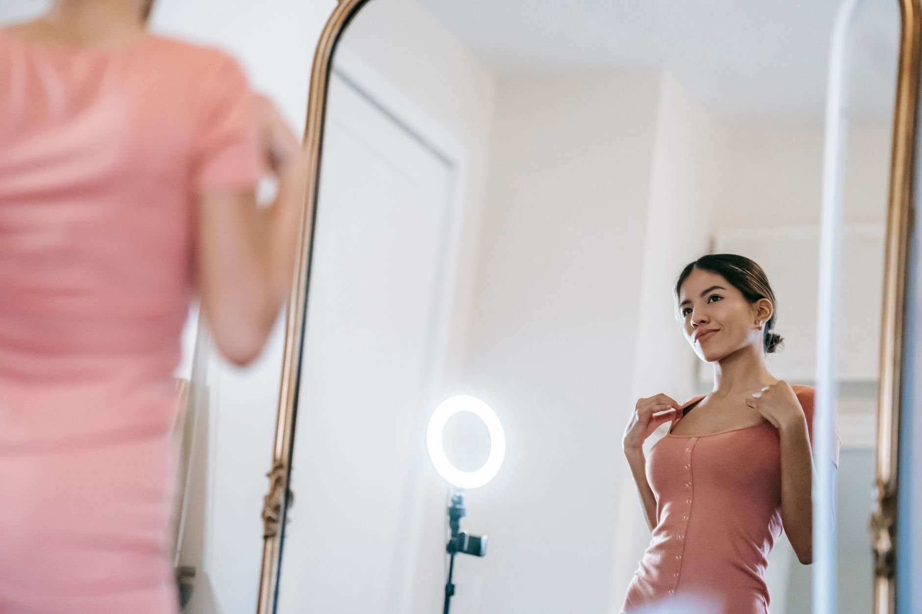 Se sentir bien dans son corps : le rôle sous-estimé des vêtements